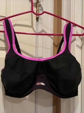 High-Support Black Sports Bra with Pink Trim and Underwire